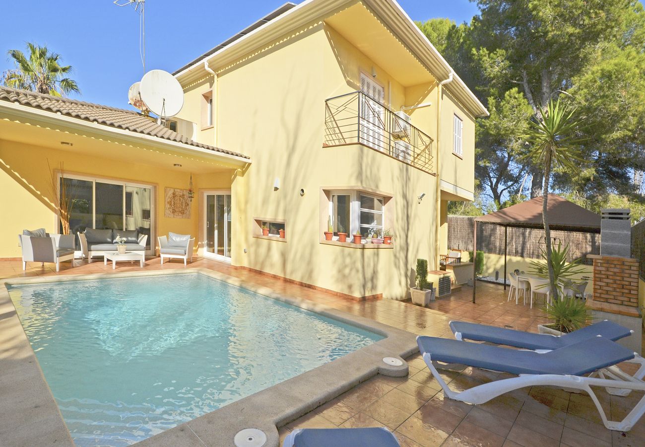 Prestige-Villa mit Privatpool und Klimaanlage in der Nähe des Meeres in Mallorca