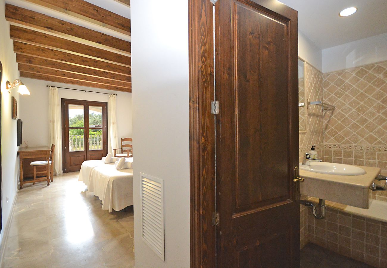 Landhaus in Petra - Pleta